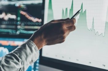 Open Insurance, Snowflake AI 데이터 클라우드로 데이터 셀프 서비스 70% 달성